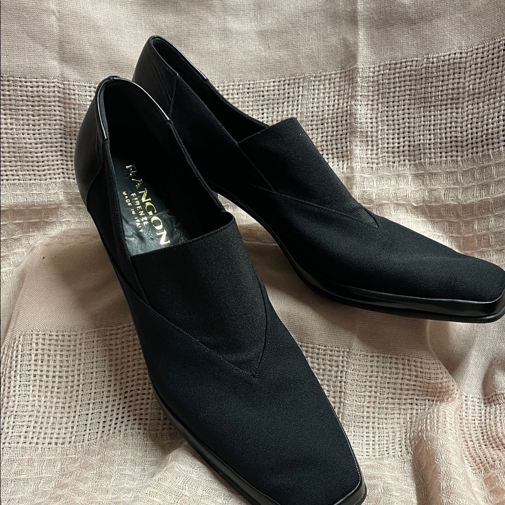 Rangoni Made in Italy Woman’s Black Heels